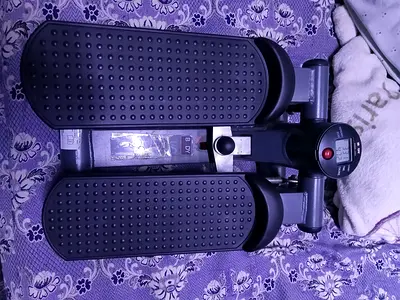 Compact Mini Stepper with Digital Monitor - Good Condition
