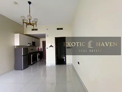 1st Floor | Semi-Furnished Studio | Ready