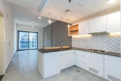 Pet Friendly | Available 20th Aug | Large Study