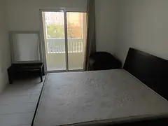 PRIVATE SINGLE ROOM AT INTERNATIONAL CITY FRANCE CLUSTER. EXECUTIVE SOUTH INDIANS ONLY.
