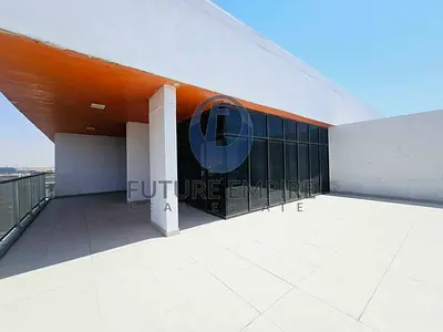 HUGE 1BR + TERRACE | Family Community | Covered Parking | GYM POOL
