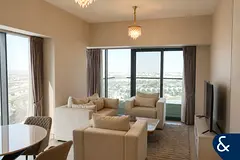 Furnished | Pool & Gym | Spacious | 2 Beds