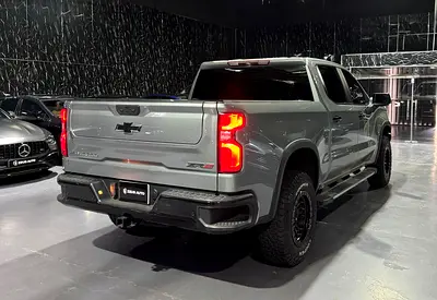 2024 Chevrolet SILVERADO 1500 — миниатюра 4