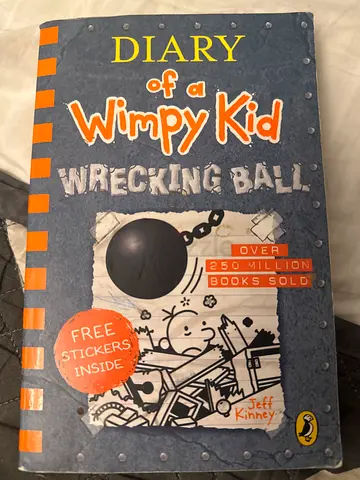 Diary of a wimpy kid. Wrecking ball