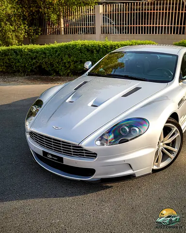 2012 Aston Martin DBS 照片 20