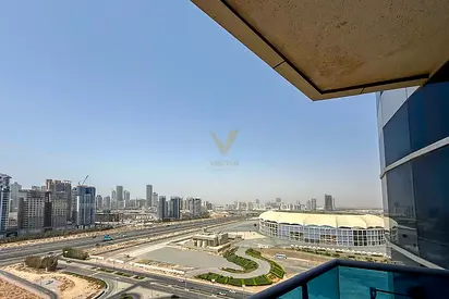 Vacant | High Floor | open view