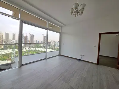 Circle View/Stunning 925 Sqft/Ready to Move