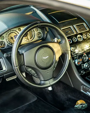 2012 Aston Martin DBS 照片 3