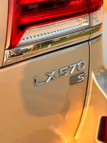 صورة 10 لـ 2015 Lexus LX-SERIES