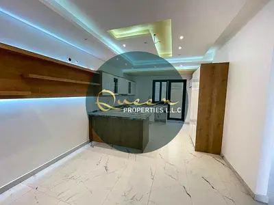 A very distinctive villa featuring 5 rooms and a private pool in Al Zahia