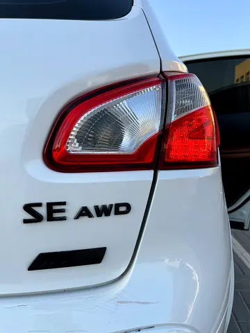 2011 Nissan QASHQAI 照片 2