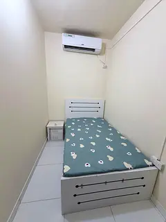 Affordable couple partition available for couple in Salah Al Din ( Near to Metro)