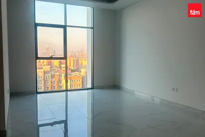 Open View I Near Metro I Ready To Move