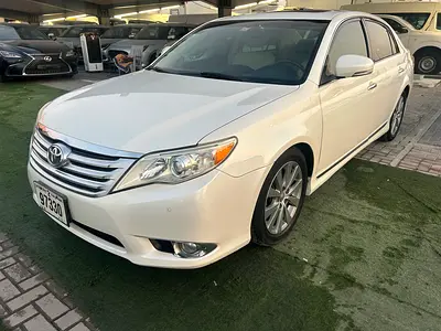 Toyota Avalon Limited 2012 GCC Specs