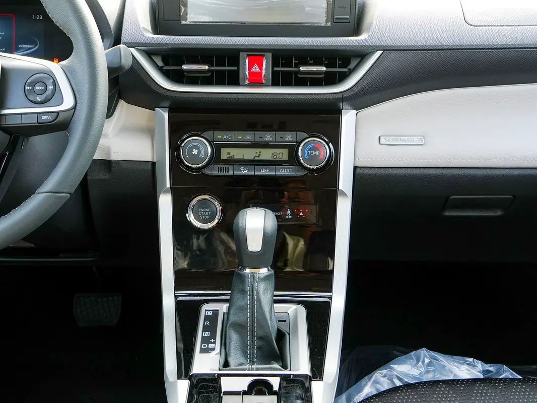 Toyota Veloz 2026