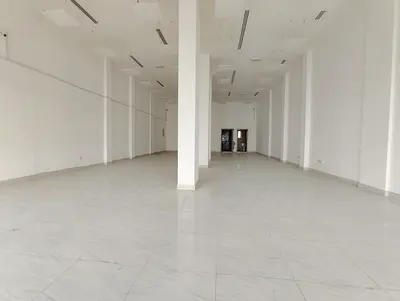 Main maliha road corner shop available for rent 215k rent with kitchen 1 bathroom 1650 sqft