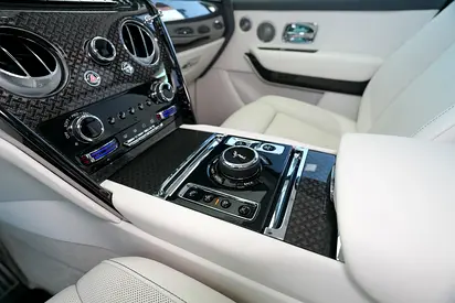 صورة 10 لـ 2024 ROLLS-ROYCE CULLINAN