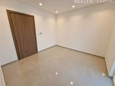 Fully Brand New 4 Bedrooms | Middle Unit | Back To Back