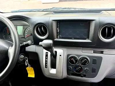 صورة 11 لـ 2021 Nissan URVAN