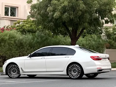 صورة 6 لـ 2016 BMW 7-SERIES
