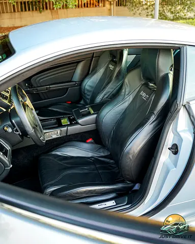 2012 Aston Martin DBS 照片 17