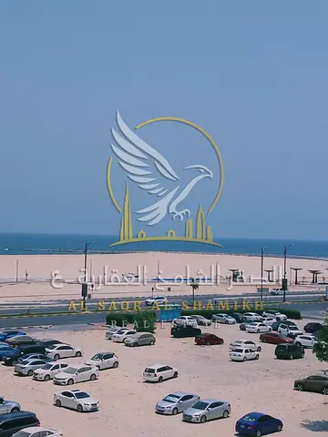 للإيجار السنوي بعجمان النخيل 2 شقة غرفة وصالة بإطلالة مباشرة على كورنيش وإطلالة بحرية رائعة  تشطيب نظيف  مدخل أنيق