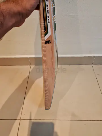 New Original MB Cricket Bat - Lightweight English Willow Player edition 16