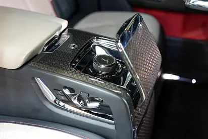2022 ROLLS-ROYCE CULLINAN — миниатюра 13