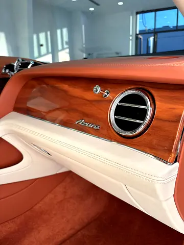 2023 Bentley BENTAYGA — миниатюра 14