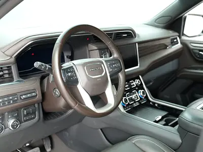 2023 GMC YUKON — фото 10