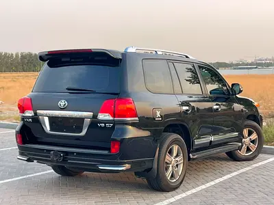 صورة 7 لـ 2015 Toyota LAND CRUISER