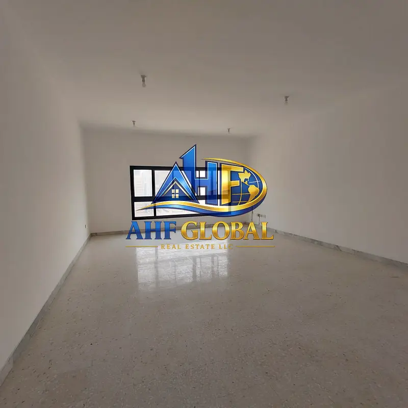 Spacious 3 Bedroom | Maid Room