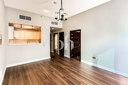 Vacant | Well maintained | Wooden Floor | Large