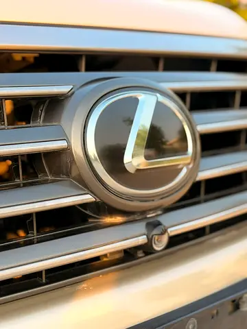 صورة 9 لـ 2015 Lexus LX-SERIES