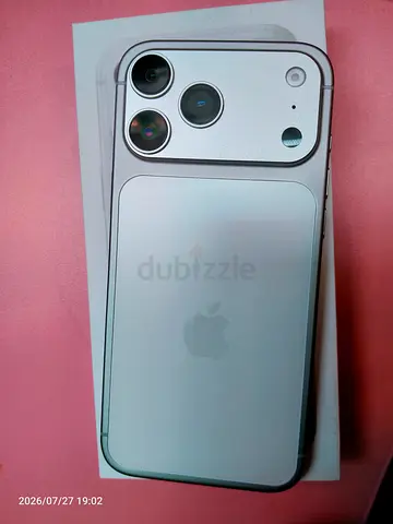 Apple iPhone (silver) with box - good condition