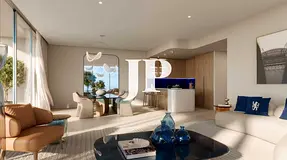 Waterfront 1BR Apartment | Marina &amp; Skyline View | Resort Pool Access