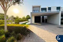 4 Bed + maid | Single row | Corner unit