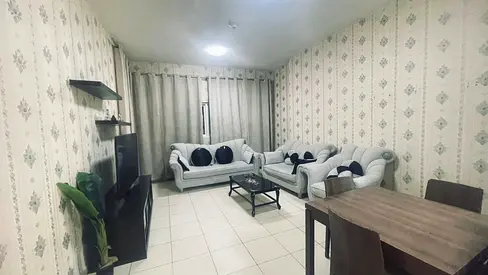 🏡 للإيجار الشهري | غرفتان وصالة مفروشة في عجمان ون تاور – عجمان