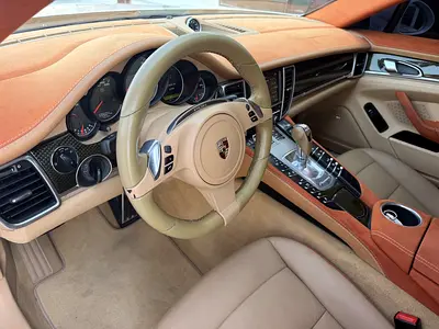 صورة مصغرة 13 لـ 2011 Porsche PANAMERA