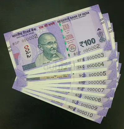 India,  100 Rupees Banknotes × 10 / With Fancy Serial Numbers