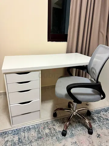 White Office Desk with 6-Drawer Pedestal and Mesh Chair - Good Condition
