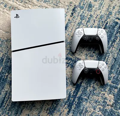 Sony PS5 Slim 1Tb Disc Edition With 2 Controllers