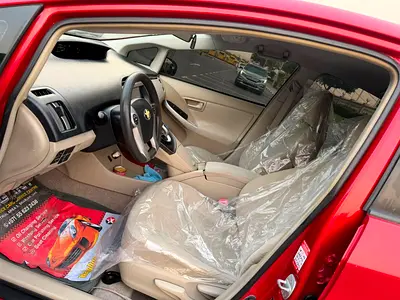 صورة 8 لـ 2010 Toyota PRIUS