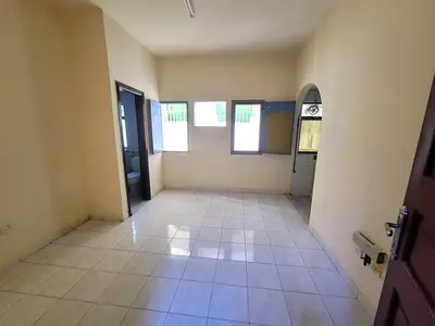 READY TO MOVE STUDIO WITH SEPARATE KITCHEN