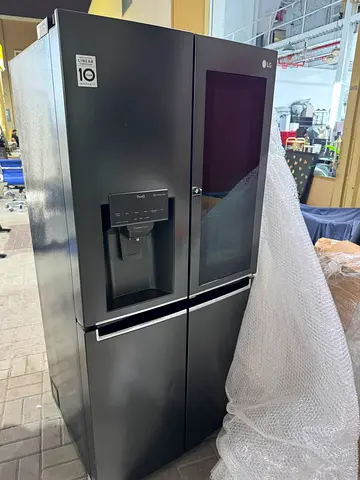 LG 570 Litter Fridge