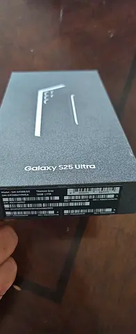 Samsung Galaxy S25 Ultra 1 TB - Used with Box