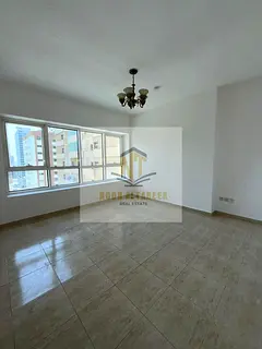 Apartment for rent: 2 bedrooms (including a master bedroom) and a laundry room. Includes parking (fo