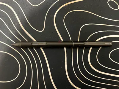 Huion kamvas 13 drawing tablet