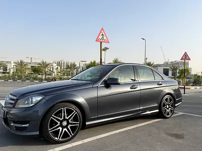 Mercedes-Benz C-Class C200 2013 - Well Maintained