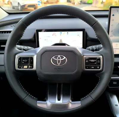Toyota RAV4, миниатюра 5